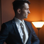 Elliot, 37