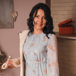 Elena, 48